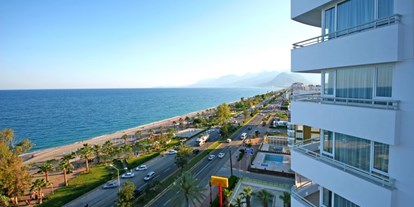 Schönheitskliniken - Schamlippenkorrektur - Antalya/Türkei - Hotelblick vom Balkon - formedi Clinic Turkey