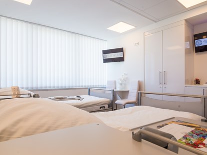 Schönheitskliniken - Ohrenkorrektur - Ruhrgebiet - An dieser Stelle möchten wir Ihnen unser klimatisiertes Patientenzimmer vorstellen.  
 - e-sthetic®