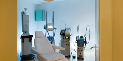 Schönheitskliniken - Wadenkorrektur - Fontana Klinik Mainz