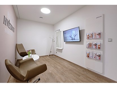 Schönheitskliniken - Fettabsaugung - Tschechien - Warteraum - Medicom Clinic Brünn