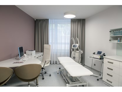 Schönheitskliniken - Gynäkomastie - Beratungsraum - Medicom Clinic Brünn