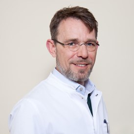 Schoenheitsklinik: Chefarzt Dr. med. Klaus G. Niermann - Fontana Klinik Mainz