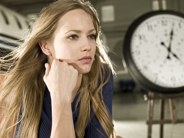 Anti-Aging: Mit diesen Beauty-Tricks die Zeit anhalten - Schoenheitsklinik.info
