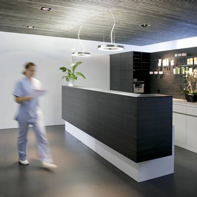 Schoenheitsklinik - www.skinmed.ch - Skinmed AG