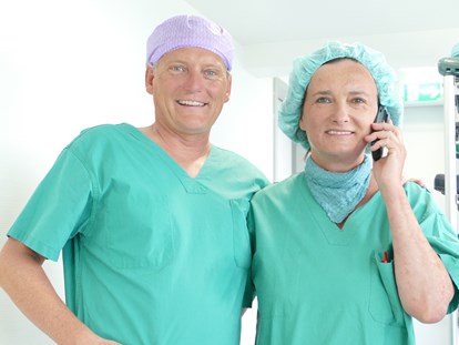 Schönheitskliniken - Einzelzimmer - PLZ 81925 (Deutschland) - Dr. Patrick Bauer und Team.

http://www.drpatrickbauer.de/dr-patrick-bauer/warum-zu-mir/meine-praxis-mein-team.html - Dr. med. Bauer - Ästhetische Brustchirurgie