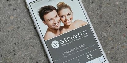 Schönheitskliniken - Niederrhein - ...einfach und schnell...die mobile responsive Seite für den direkten Kontakt zu uns... - e-sthetic®