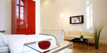 Schönheitskliniken - Einzelzimmer - Komfortable Patientenzimmer erwarten Sie in unserer Klinik. - Klinik am Pelikanplatz GmbH