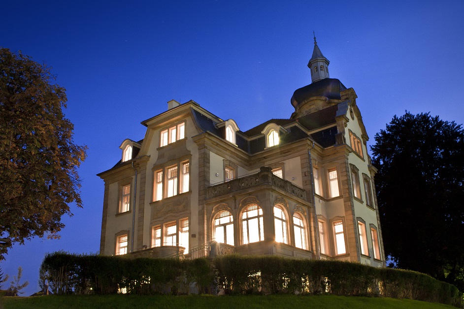 Schoenheitsklinik - Privatklinik Villa Rothenberg - Dr.Lang Esthetics/ Privatklinik Villa Rothenberg