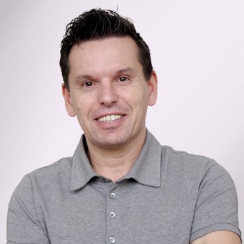 Acura - Klinik für Plastische Chirurgie  Chirurgen Drs. Pascal Duijsters