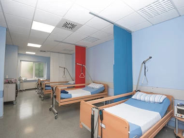 Schoenheitsklinik: Aufwachraum für ambulante Operation - Standort Aschaffenburg - Schönheitskliniken am Main