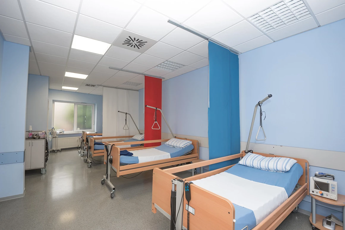 Schoenheitsklinik: Aufwachraum für ambulante Operation - Standort Aschaffenburg - Schönheitskliniken am Main