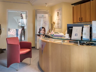 Schoenheitsklinik: Grazer Niederlassung - Praxis Dr. Funk