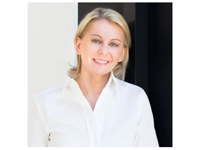 Schönheitskliniken - Brustverkleinerung - Dr. med. Kaztrin Müller, Fachärztin für plastische und ästhetische Chirurgie - Klinik Dr. Katrin Müller
