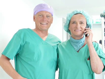 Schönheitskliniken - Brustverkleinerung - Dr. Patrick Bauer und Team.
http://www.drpatrickbauer.de/dr-patrick-bauer/warum-zu-mir/meine-praxis-mein-team.html - Dr. med. Bauer - Ästhetische Brustchirurgie