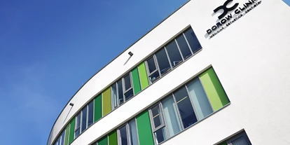 Schönheitskliniken - Brustverkleinerung - Dorow Clinic - Dorow Clinic Schönheitsklinik-Zahnklinik Waldshut-Tiengen