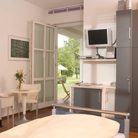Schoenheitsklinik: Ausblick Patientenzimmer - Isartal Praxis-Klinik