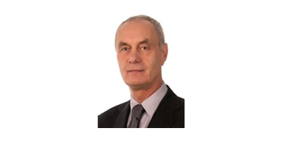 Schönheitskliniken - Brustverkleinerung - Prof. Dr. med. Klaus Plogmeier - Medical One Klinik Berlin