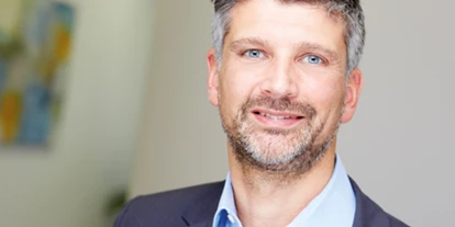 Schönheitskliniken - Nordrhein-Westfalen - Dr. A. T. Scheersoi - www.schlosspraxis-bruehl.de - Schlosspraxis Brühl