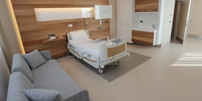 Schönheitskliniken - Nasenkorrektur - Cosmeticium Clinic