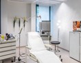 Schoenheitsklinik: Behandlungsraum Fort Malakoff Klinik - Fort Malakoff Klinik in Mainz