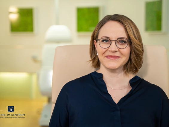 Schoenheitsklinik: Dr. med. Friederike Graunke
Plastische & Ästhetische Chirurgin
Inhaberin der Clinic im Centrum Nürnberg - Clinic im Centrum für Plastische & Ästhetische Chirurgie in Nürnberg