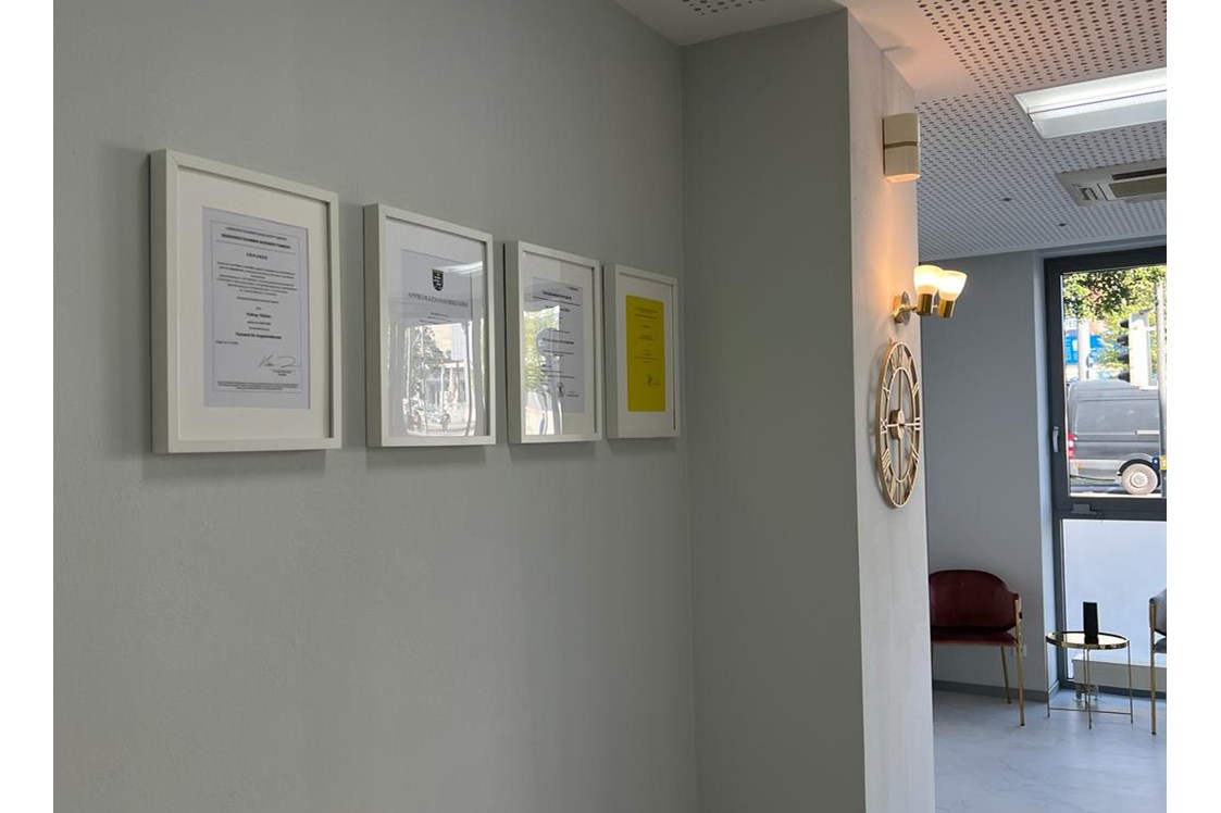 Schoenheitsklinik: A Plus Klinik Zertifikate - A Plus Klinik Heilbronn | Augen & Ästhetische Behandlungen