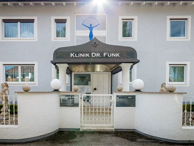 Schoenheitsklinik: Züricher Niederlassung - Praxis Dr. Funk