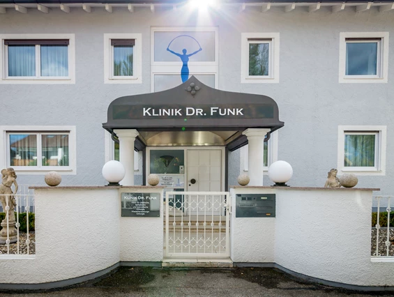 Schoenheitsklinik: Züricher Niederlassung - Praxis Dr. Funk