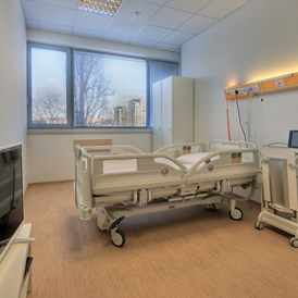 Schoenheitsklinik: Patienten Einzelzimmer
Privatklinik Aesthevita, Prag CZ

https://www.beautymax.de/aerzte-kliniken/privatklinik-aesthevita-prag/ - Aesthevita 
