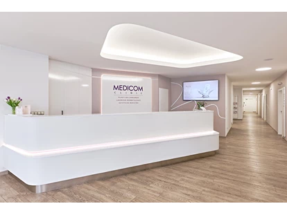 Schönheitskliniken - Brustverkleinerung - Empfang - Medicom Clinic Brünn