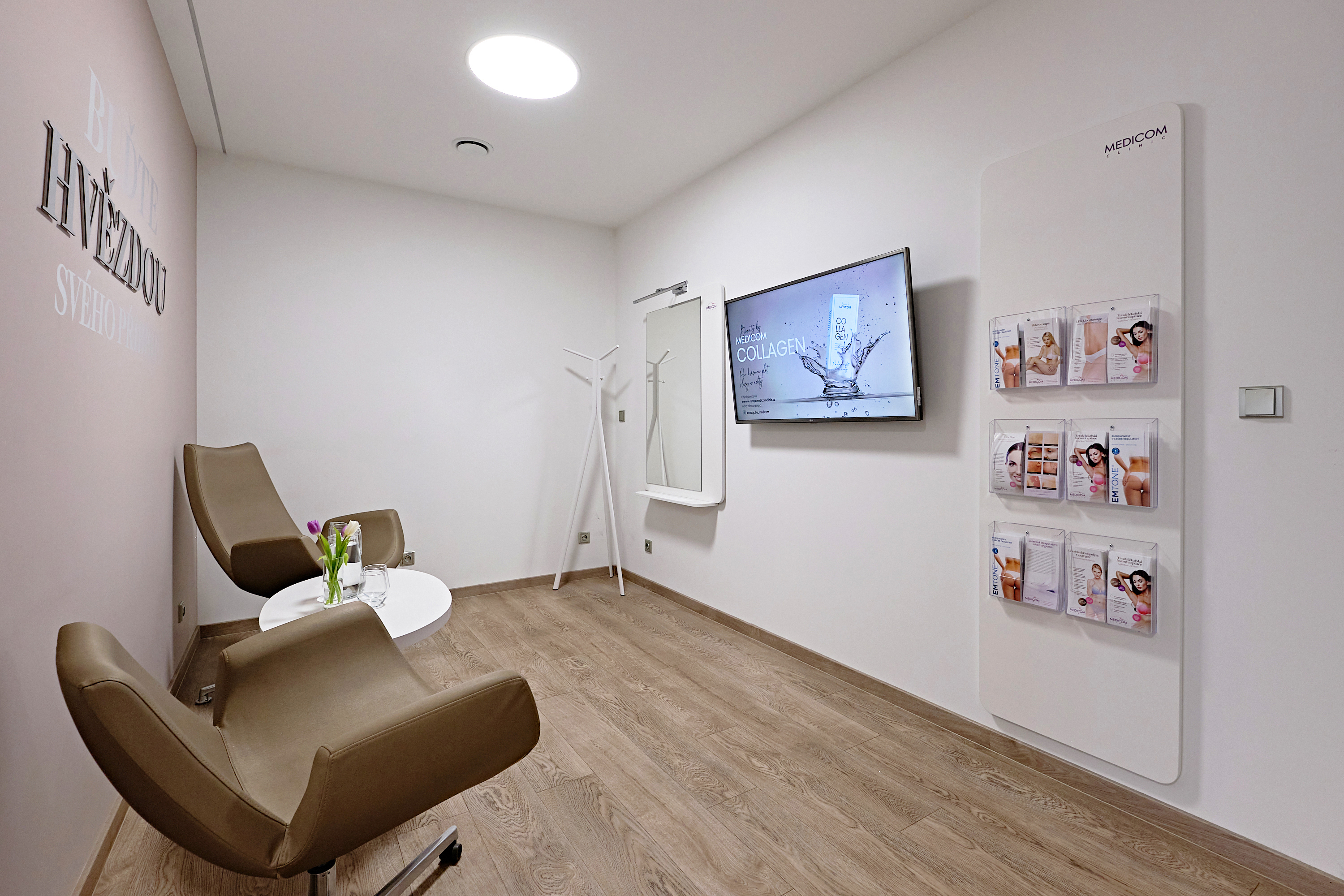 Schoenheitsklinik: Warteraum - Medicom Clinic Brünn